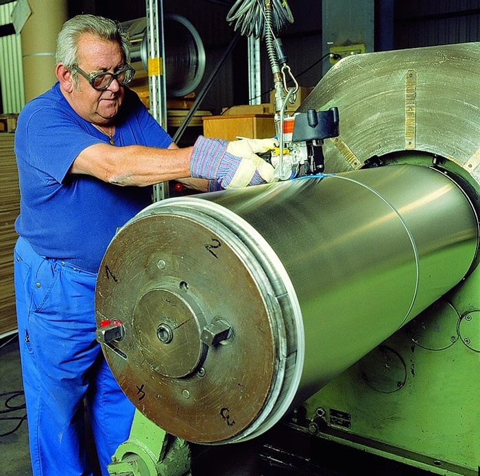 1611909822992226.jpg 氣動咬口鋼帶打包機(jī)CA25A 1.jpg